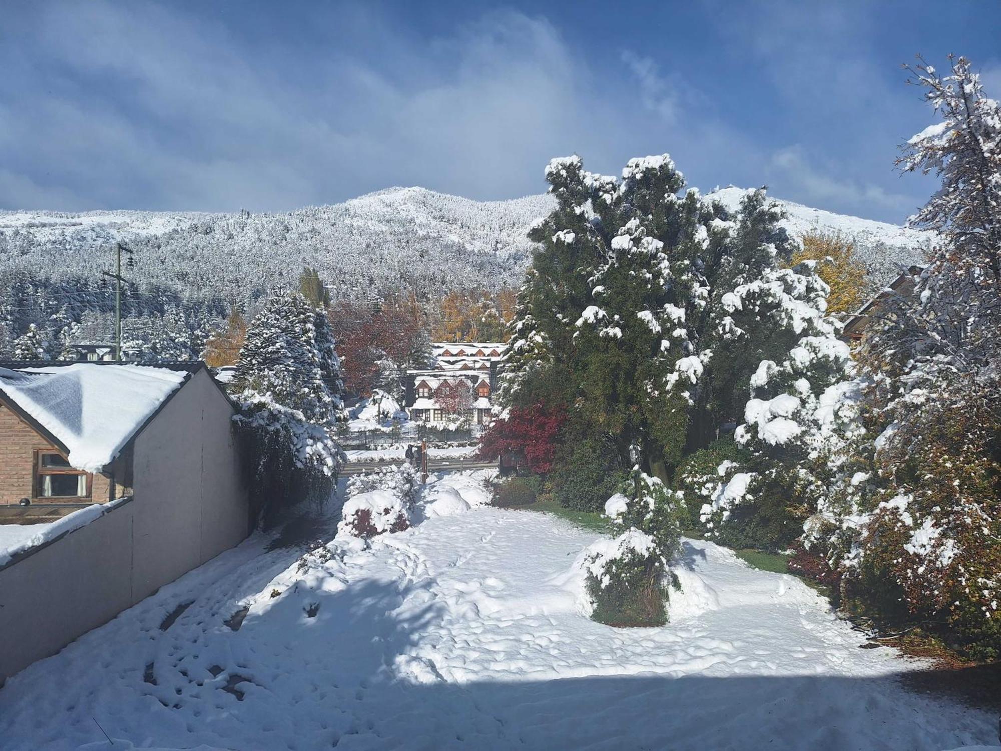 Bungalows Luz Del Sur San Carlos de Bariloche Exterior photo